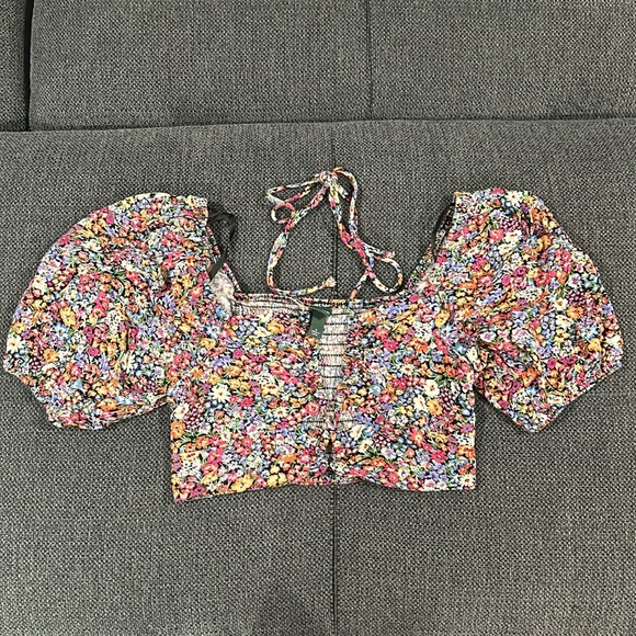 Wild Fable Crop Top Size Small Floral - Picture 4 of 7